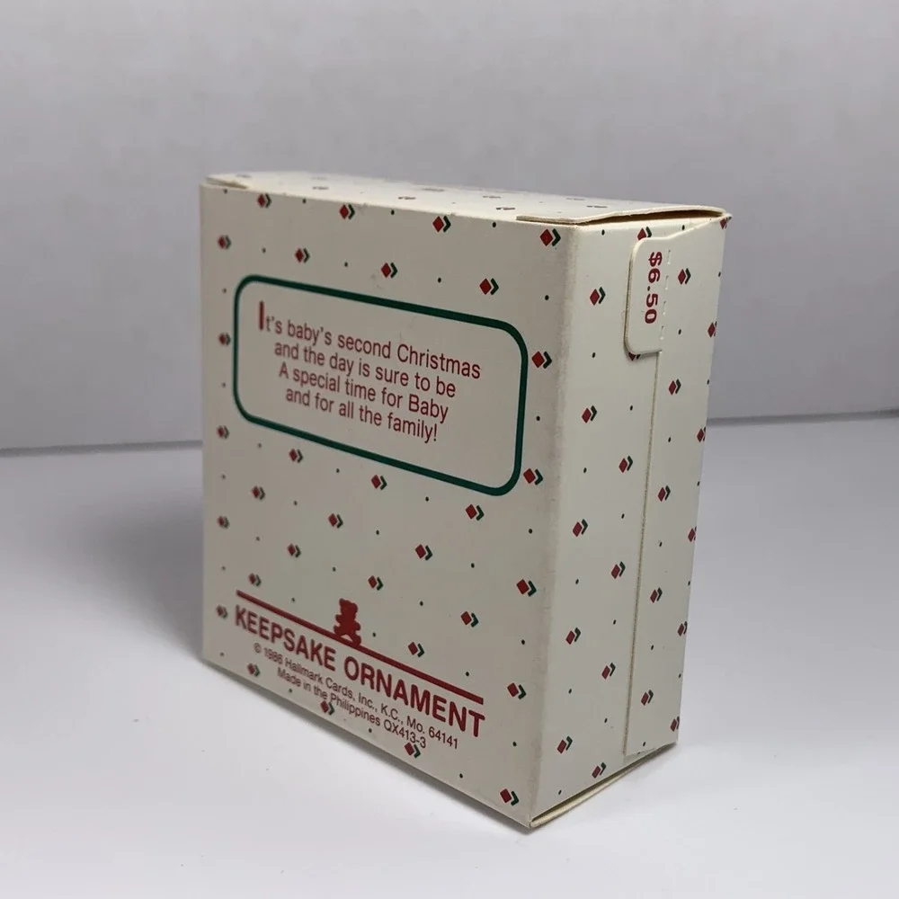 Hallmark  1986 Vintage‎ Keepsake Ornamen Baby' Second Christmas Mouse